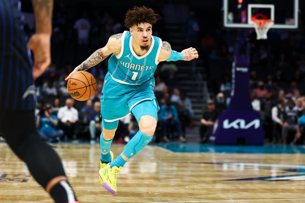 钻入球网 钻入球网